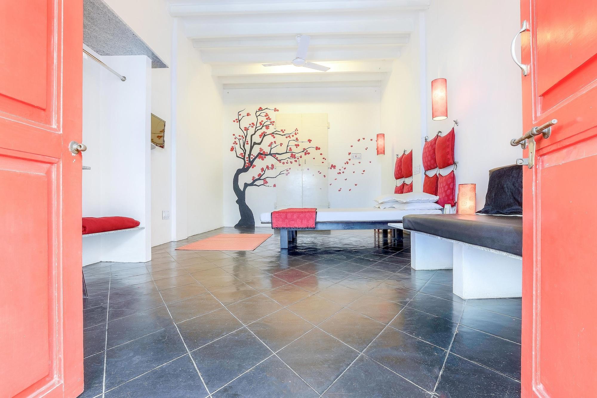 Itsy Hotels Red Lotus Heritage, Promenade Beach Puducherry Zewnętrze zdjęcie