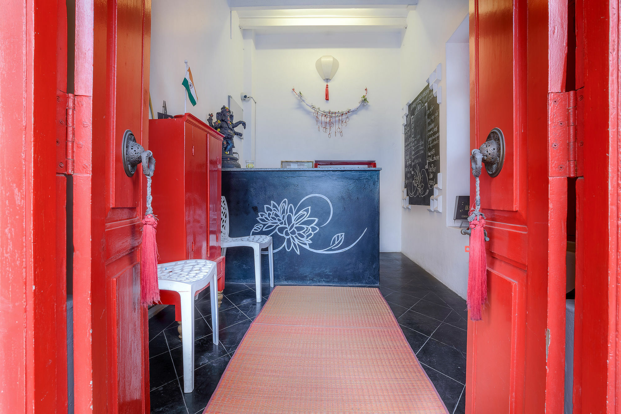 Itsy Hotels Red Lotus Heritage, Promenade Beach Puducherry Zewnętrze zdjęcie